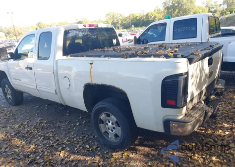 2011 Chevrolet Silverado 1500 Lt from USA, damaged, VIN 1GCRKSE38BZ146824